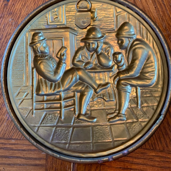 Set of 2 Vintage Elpec Hammered Brass Tavern Scene Wall Hangings Made in… - Picture 5 of 6